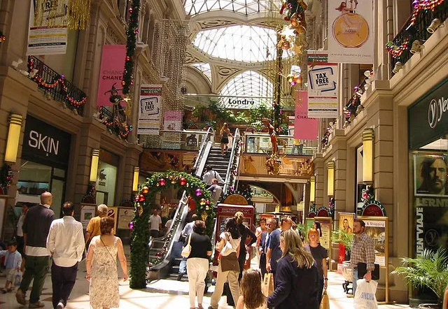 Shopping Tour in Argentina